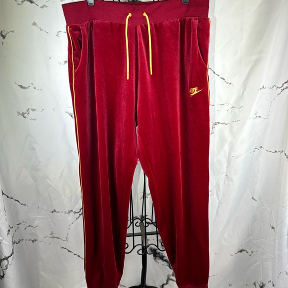 Nike Velour Drawstring Joggers Track Pants Gold Drawstring, Side Stripes, Swoosh - Picture 1 of 9
